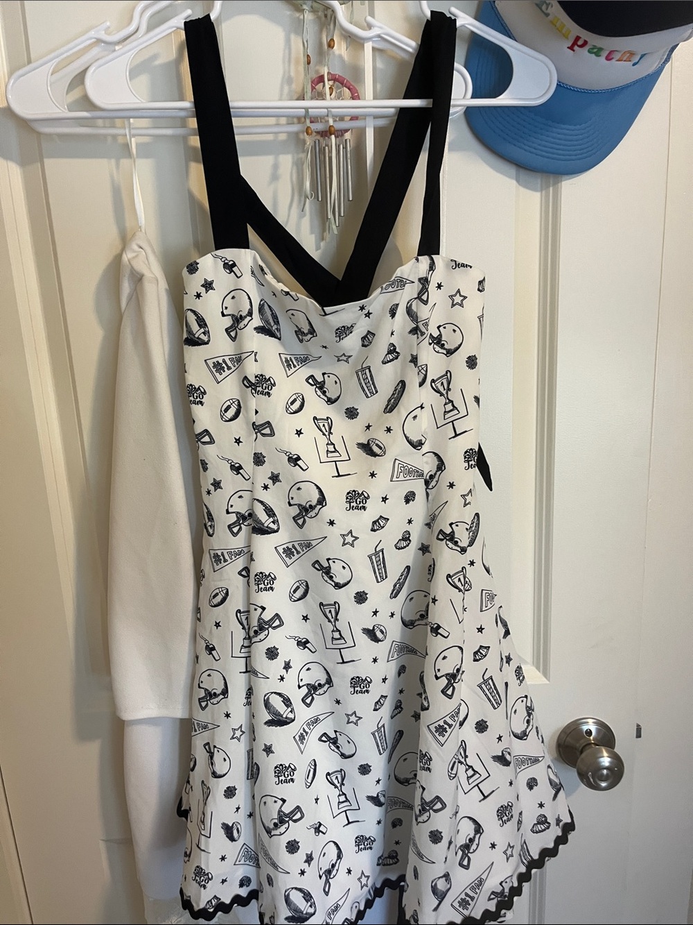 Go team football dress